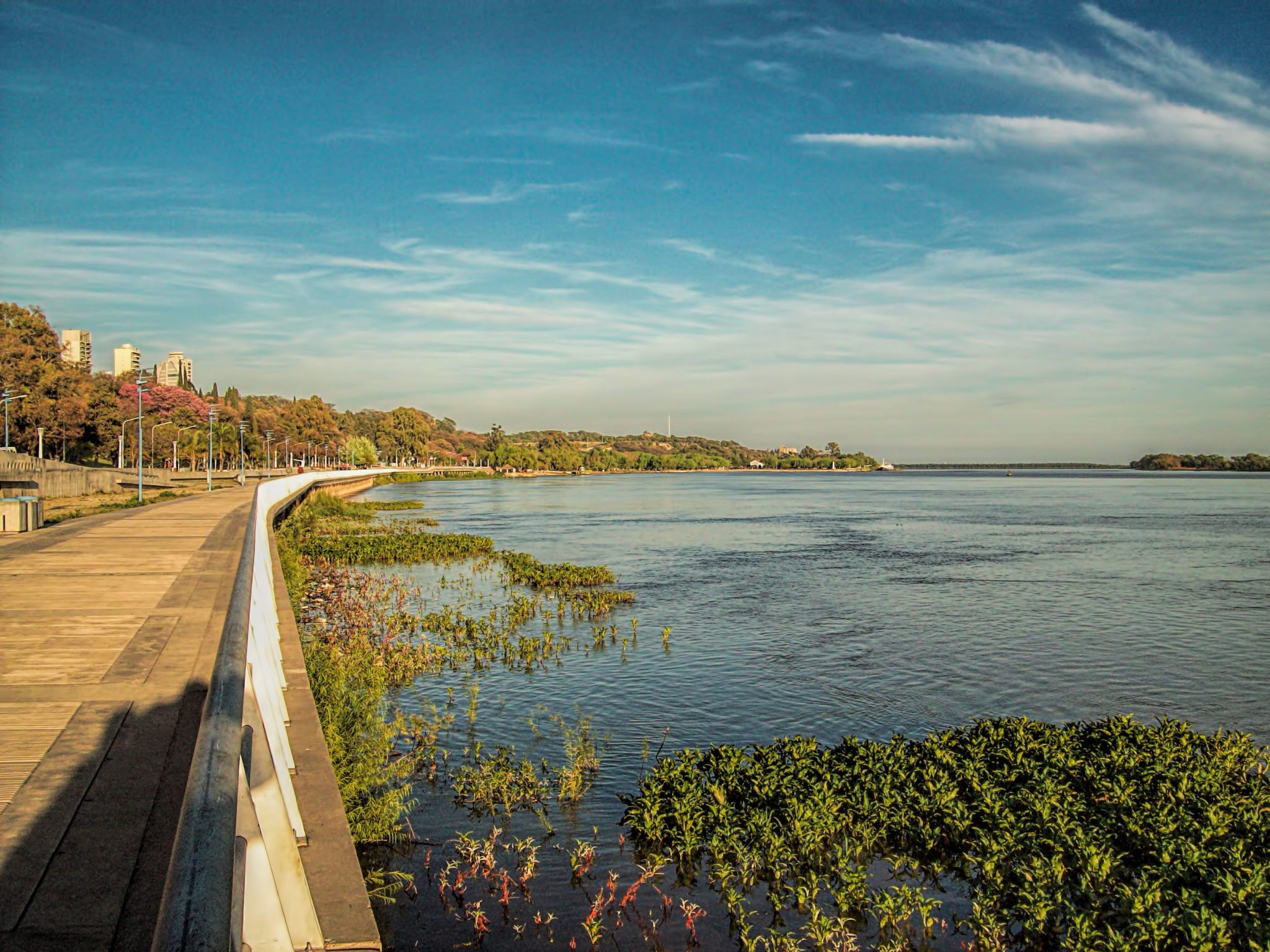 La Ciudad De Paraná Entre Ríos Vida Litoral