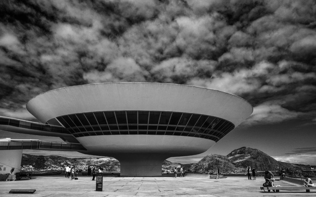 Mac Oscar Niemeyer by Jimena Méndez